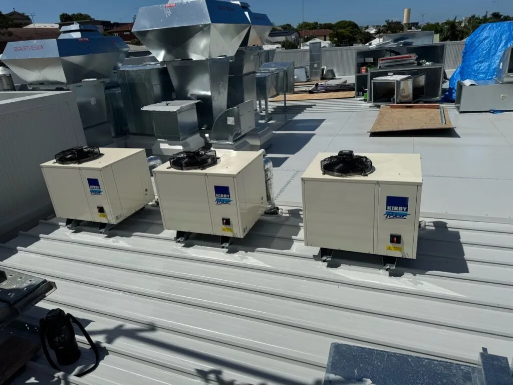 Energy efficient refrigeration condensers