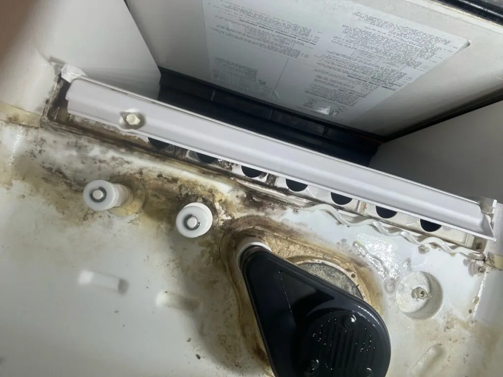 Preventing Mould in Ice Machines: A Hidden Risk for Brisbane and Gold Coast Businesses