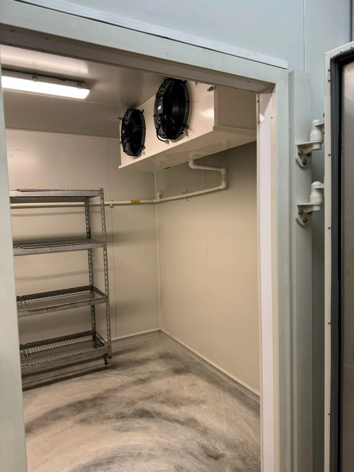 Live Hotel Kitchen Cold Room Rebuild – Sofitel — image 4